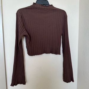 Bell sleeve crop top